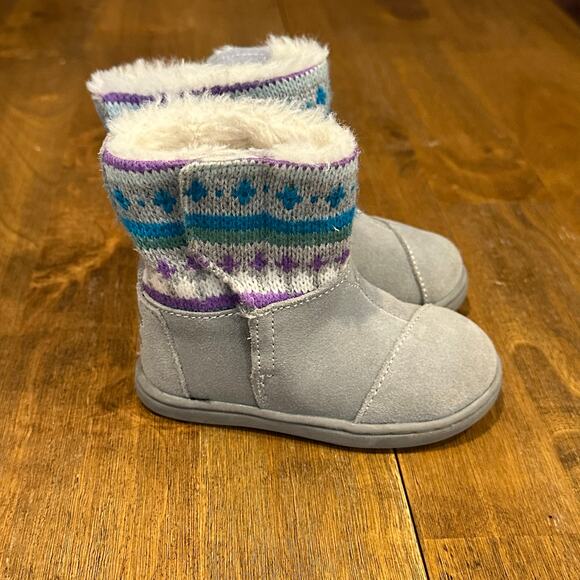 TOMS Nepal Boot Gray Suede Fair Isle kids size 5 One for One - Picture 1 of 7